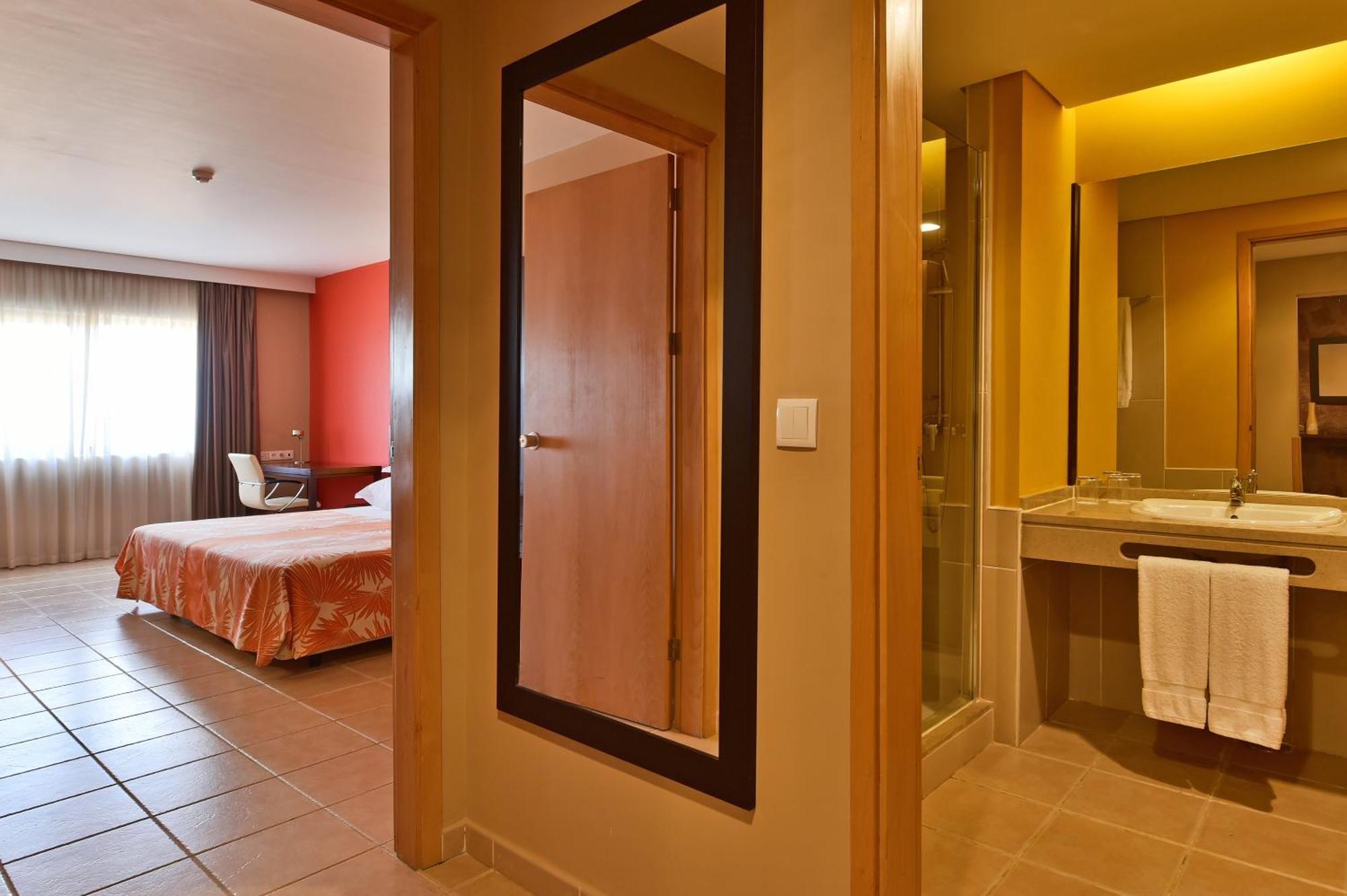 Pestana Tropico Ocean & City Hotel Praia Exteriör bild